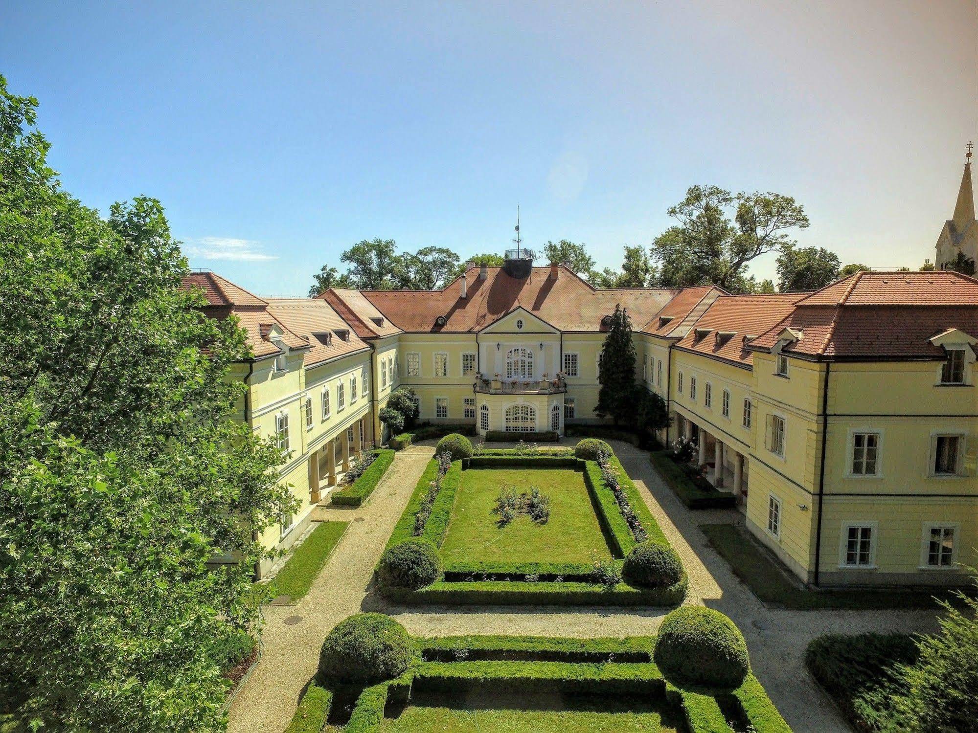 Szidonia Castle Otel Röjtökmuzsaj Dış mekan fotoğraf